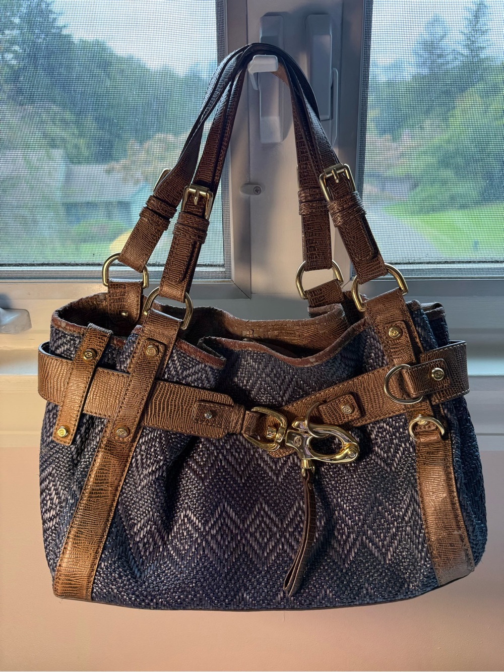 Vintage Francesco Biasia Navy Woven Shoulder Bag with Brown Trim and Gold Accent